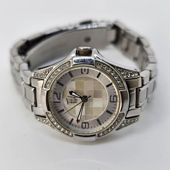 Folio Women's Watch 26MM Gray Tone Case Bracelet Crystal Bezel 5.75" New Battery - Picture 2 of 13